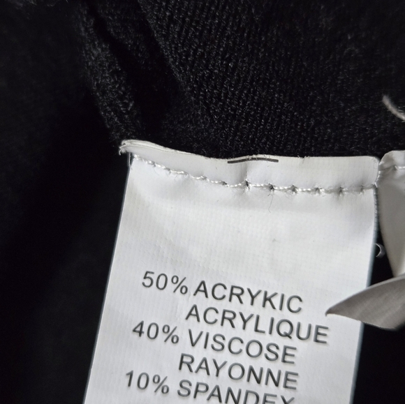 FIL A FIL Couture Black Turtleneck Sweater with Buckle Accents. Size Medium - Picture 10 of 12